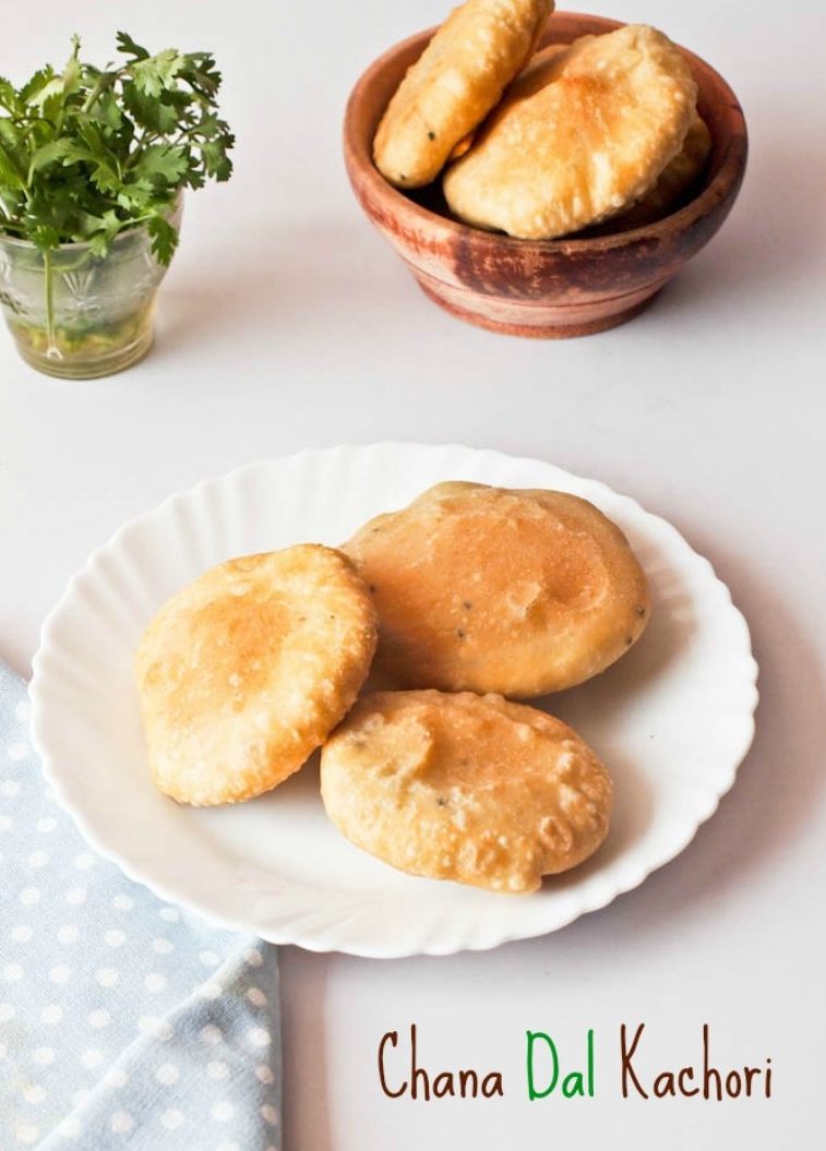 chana-dal-kachori.jpg