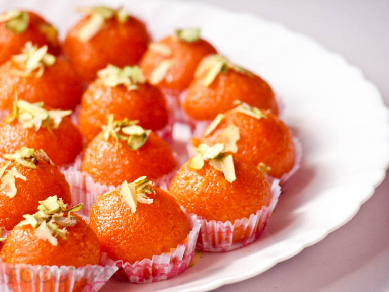How to Make Delicious Motichoor Laddoo | Indian Sweets Recipes