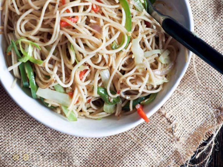 Make Delicious Veg Noodles at Home