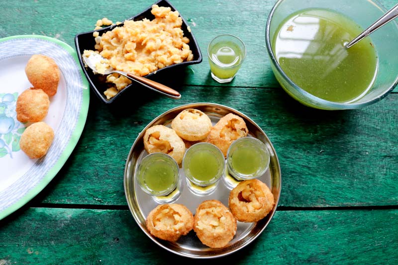 Gol_Gappe_Pani_batasha_Puchka-3